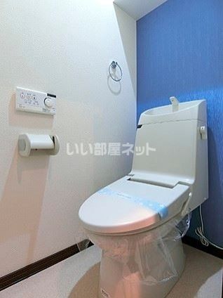 ＪＲ宇都宮線 宇都宮駅 バス乗車時間：30分 最寄りバス停で下車 徒歩7分 4階建 築18年のトイレ写真