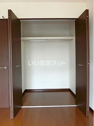 ＪＲ宇都宮線 宇都宮駅 バス乗車時間：30分 最寄りバス停で下車 徒歩7分 4階建 築18年の内装写真