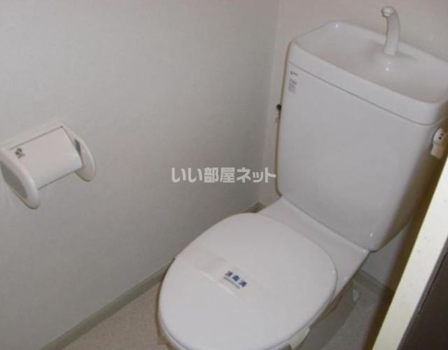 久保木テラスハウスのトイレ写真