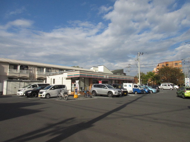 コンビニ　セブンイレブン東林間１丁目店（コンビニ）まで541m