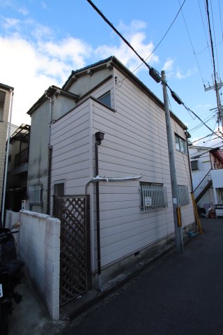 南海高野線 北野田駅 徒歩6分 2階建 築54年の外観写真