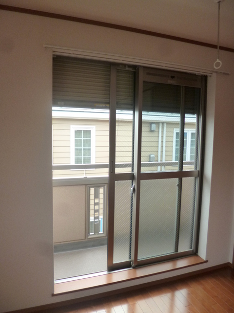 セキュリティ　★最上階のお部屋でも防犯シャッター付き★