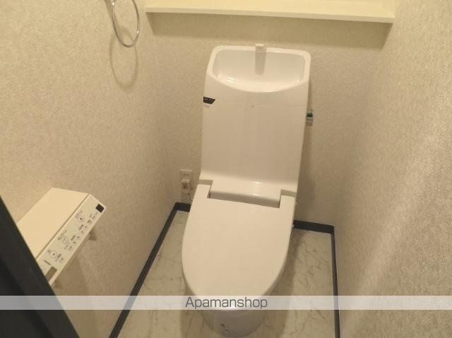 地下鉄空港線 東比恵駅 徒歩7分 11階建 築41年のトイレ写真