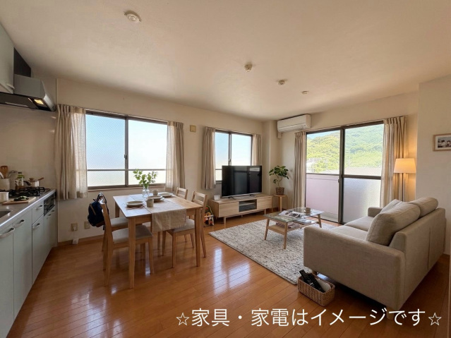 シャンテ大野の居間写真