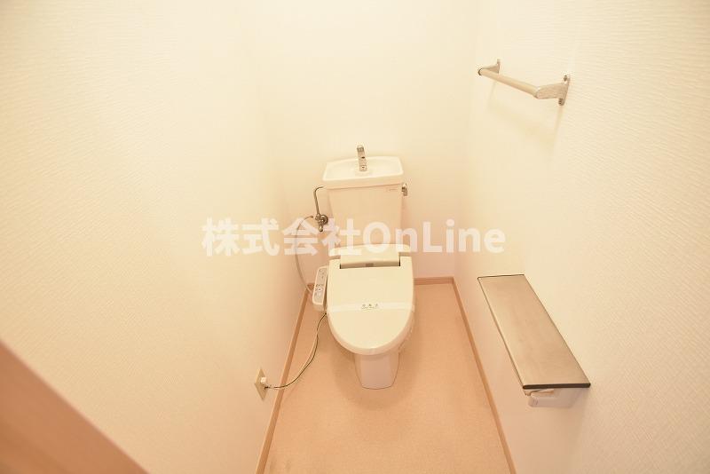 フォーレストコートA棟のトイレ写真