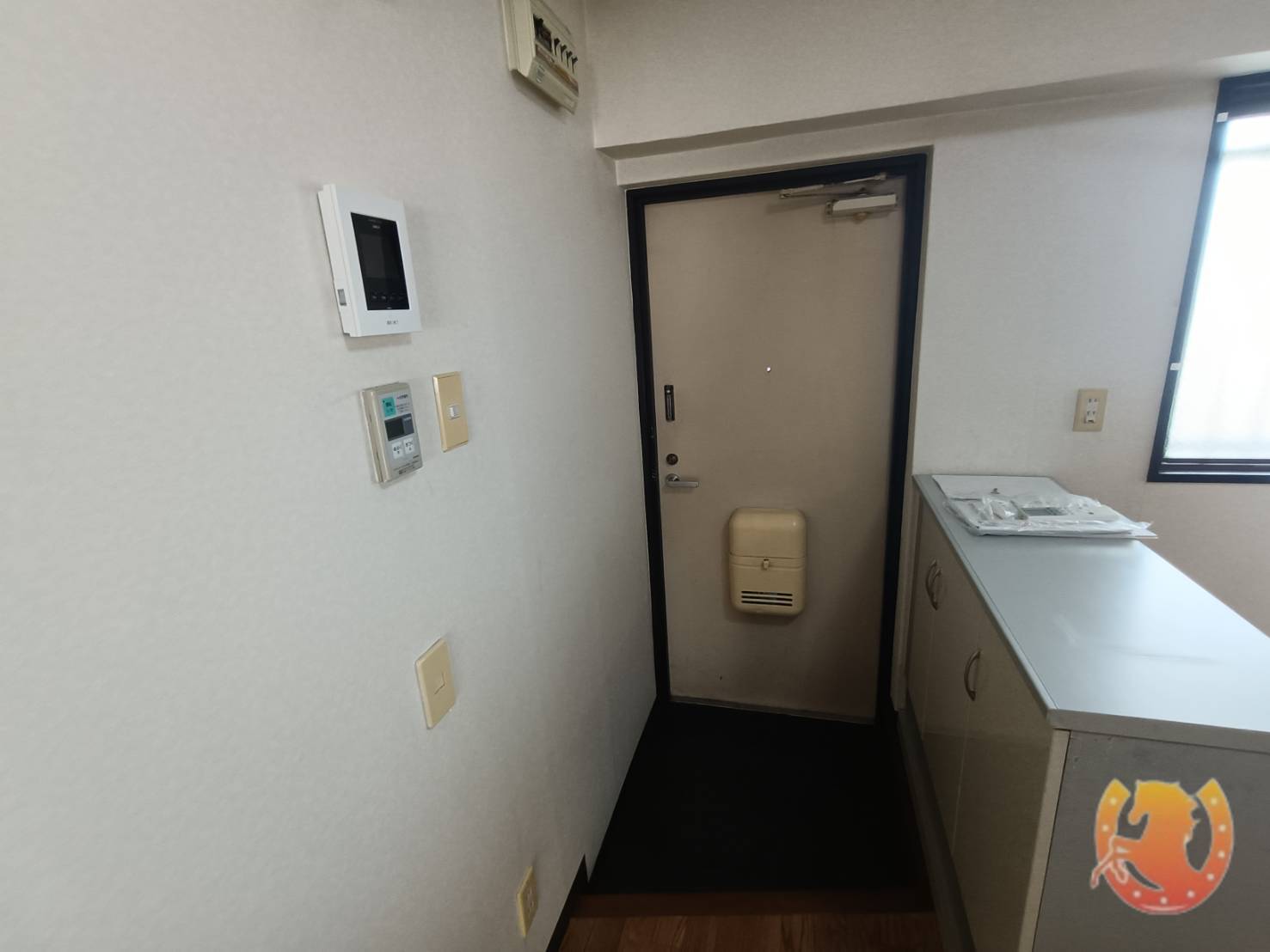 セルサス大道弐番館の玄関写真