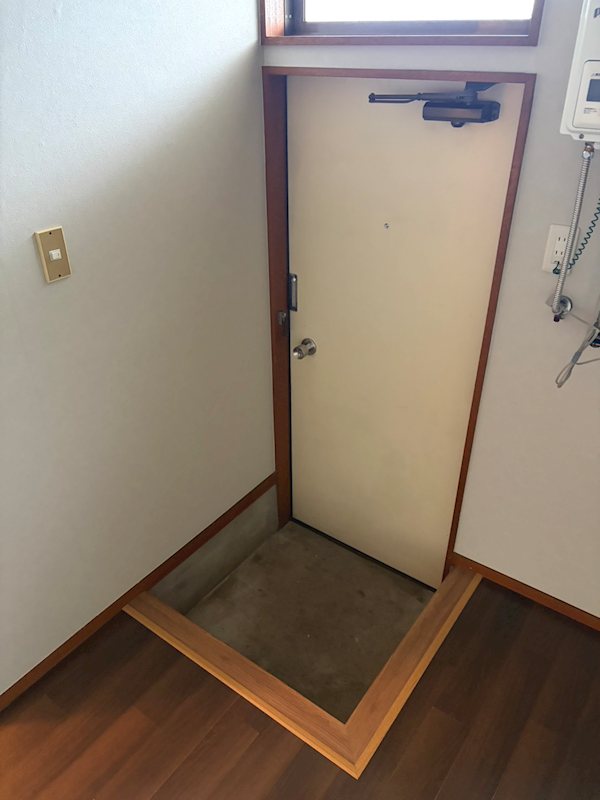 玄関
