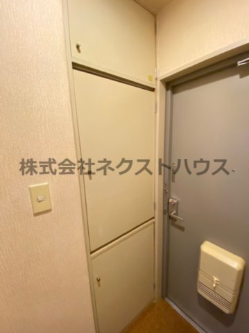 玄関　別部屋参考写真です