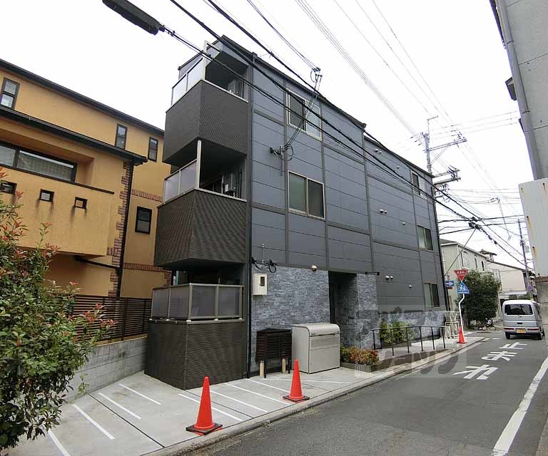 ブリエ丹波口の外観写真