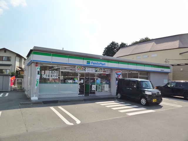 コンビニ　ファミリーマート御殿場新橋南店（コンビニ）まで443m