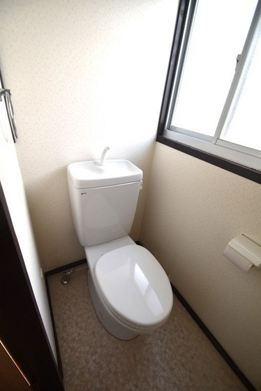 藤井貸家のトイレ写真