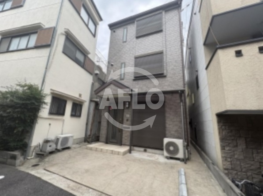 エントランス　三軒家西1丁目戸建て　エントランス
