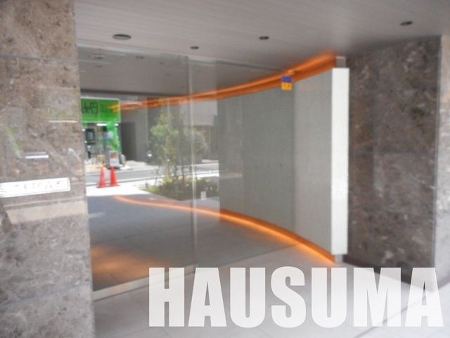 クレイシア巣鴨駅前の外観写真