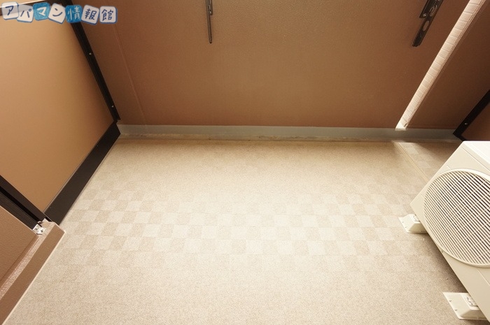 ロイヤルパークスER万代の内装写真