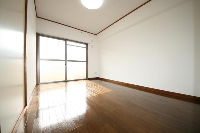 居室・リビング　※同タイプ部屋の写真です。