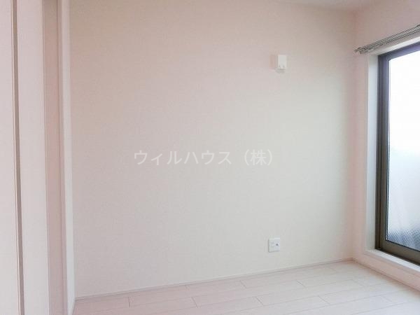 その他部屋・スペース　明るい洋室！