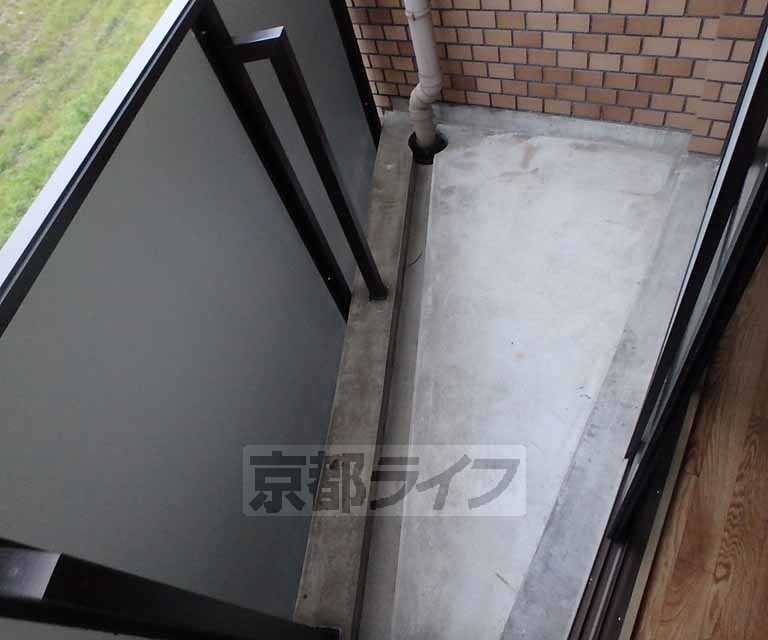 バルコニー　洗濯物はこちらです
