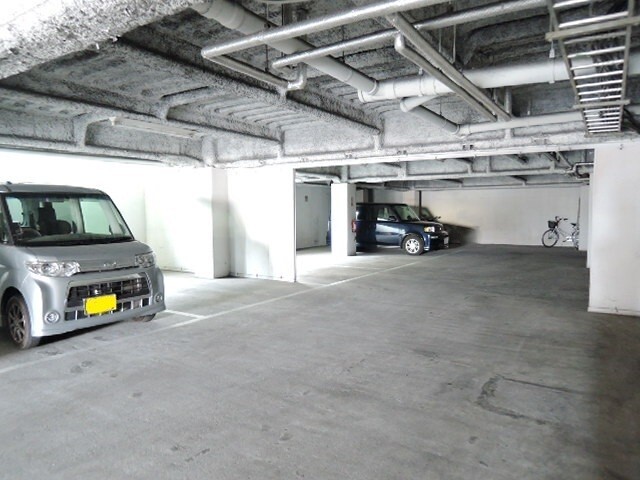 駐車場　駐車場（空き要確認）