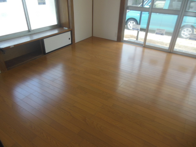 加治屋平家戸建貸家の内装写真