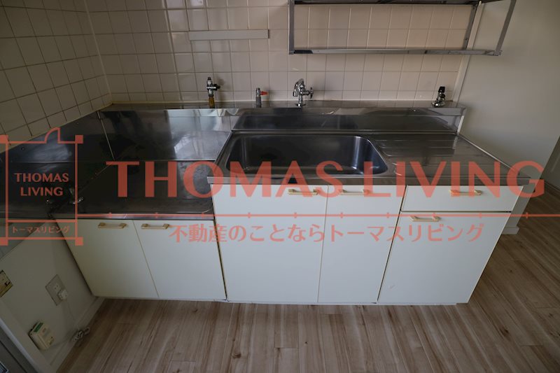 キッチン　写真は同型別物件・現況優先