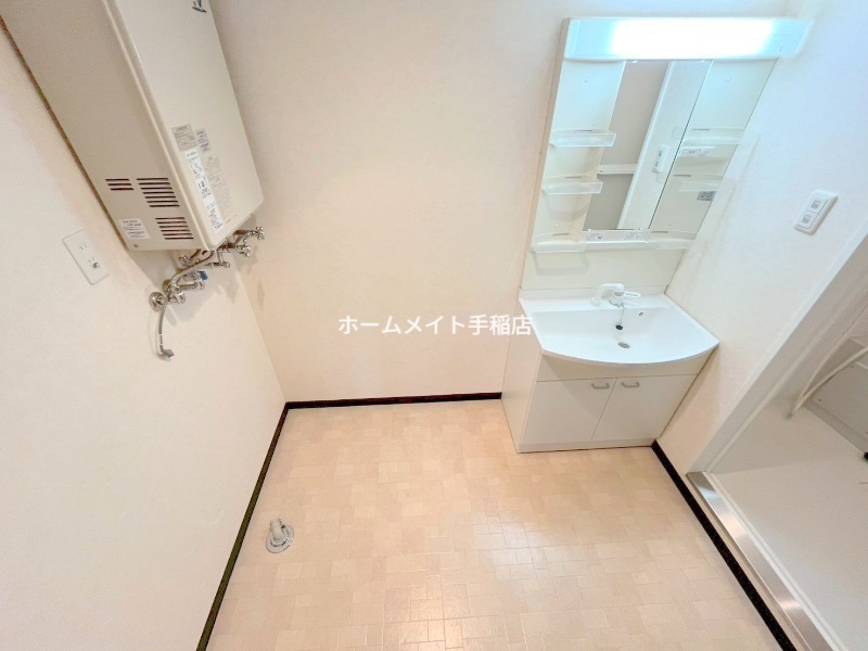 洗面設備　シャンプードレッサーです♪