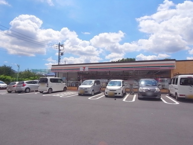コンビニ　セブンイレブン世田谷千歳台2丁目店（コンビニ）まで239m