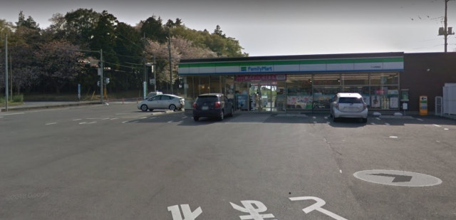 コンビニ　ファミリーマートつくば若栗店（コンビニ）まで950m