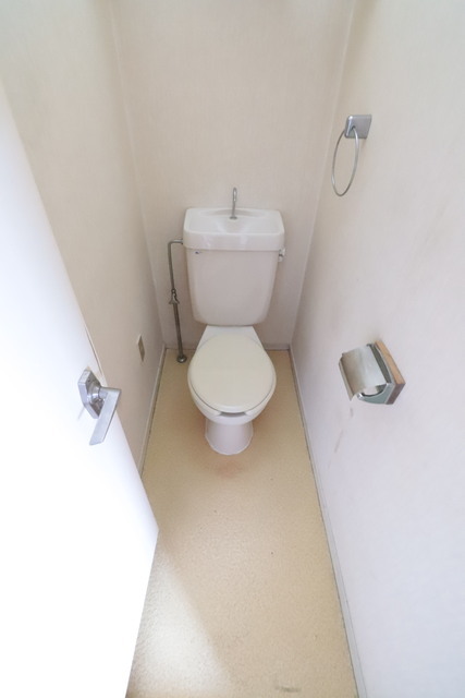 コーポしおのやのトイレ写真