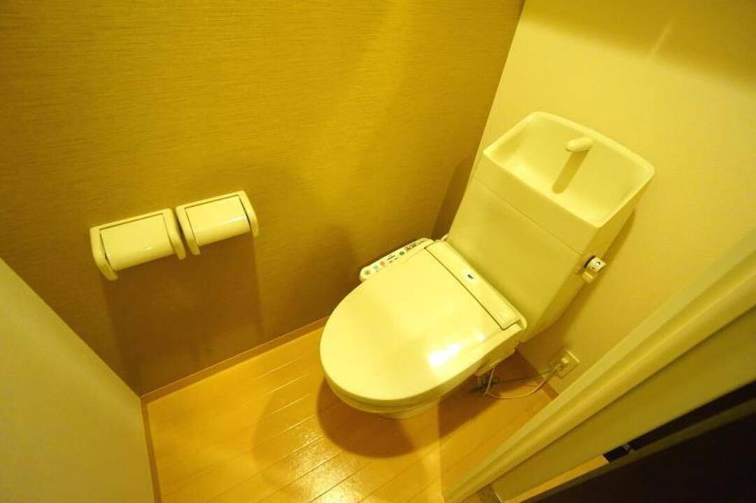 トイレ　トイレ
