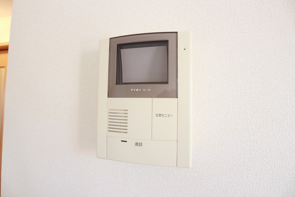 セキュリティ　写真は同物件の別号室です。