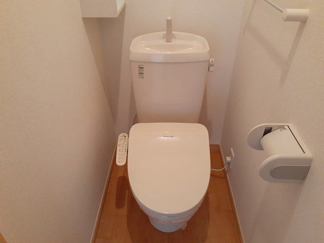 トイレ　コンパクトで使いやすいトイレです