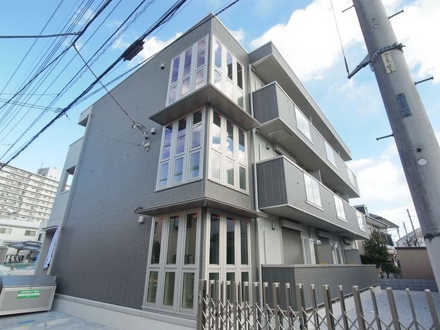建物外観　☆裏側はこんな感じです☆