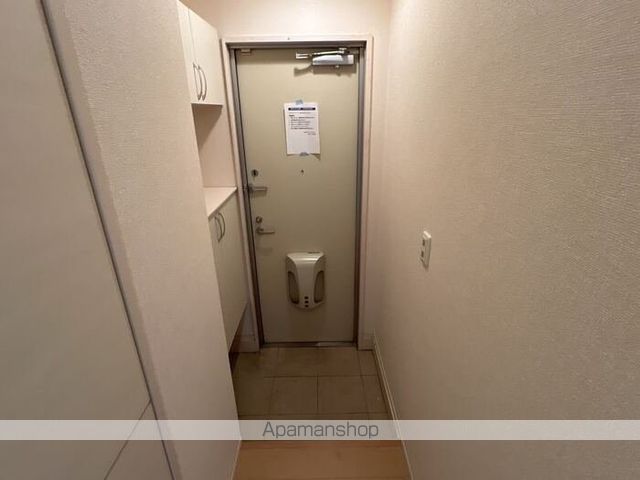 小田急線 祖師ケ谷大蔵駅 徒歩13分 2階建 築16年の玄関写真