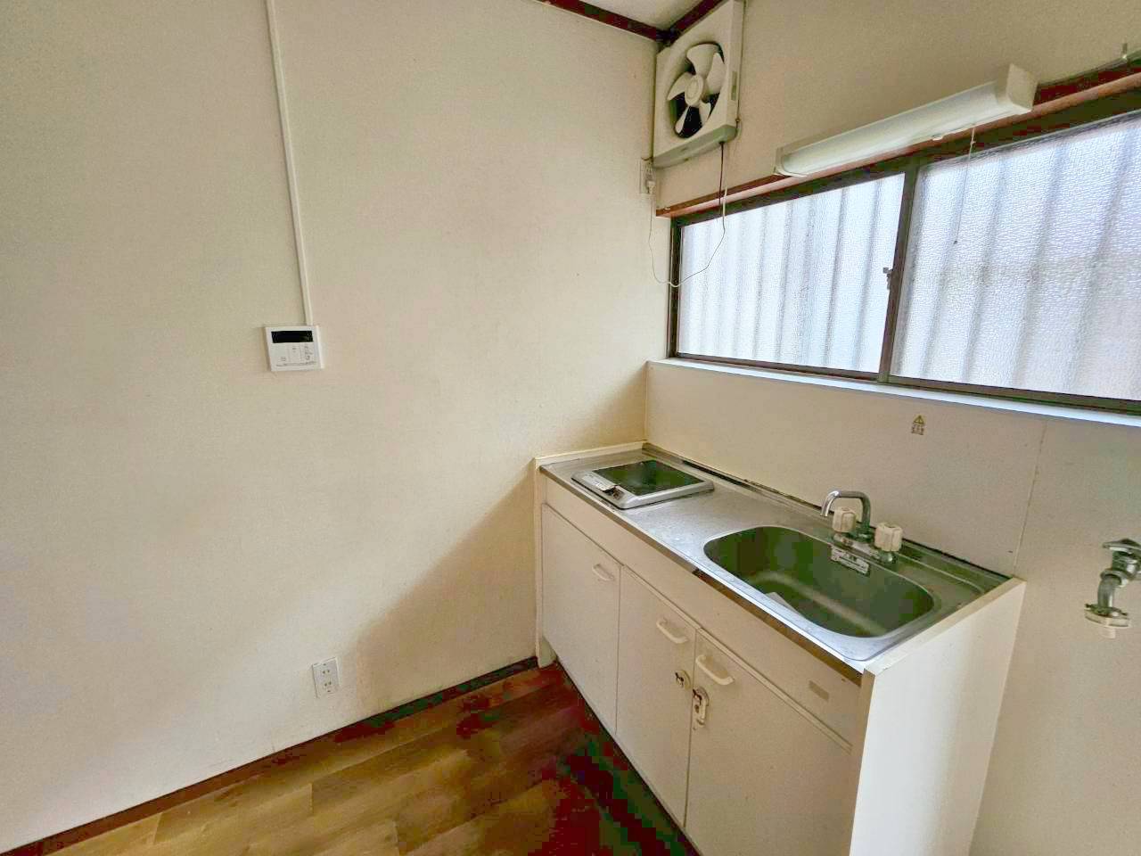 三条三和ハイツのキッチン写真