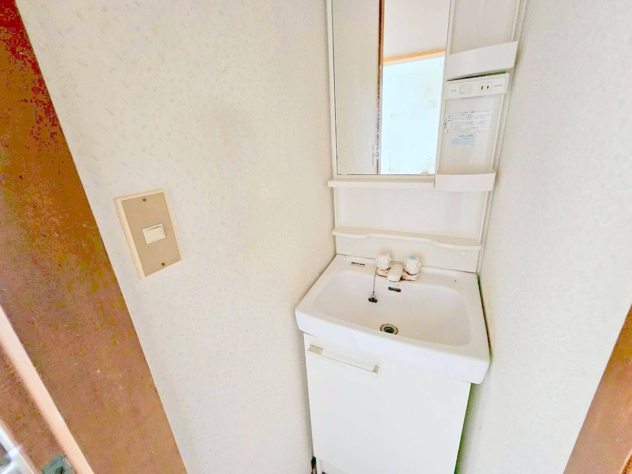 三条三和ハイツの内装写真