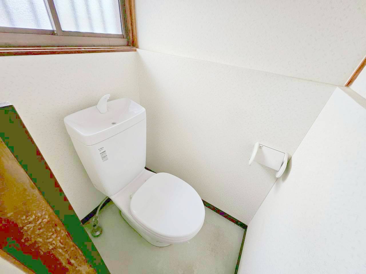 三条三和ハイツのトイレ写真