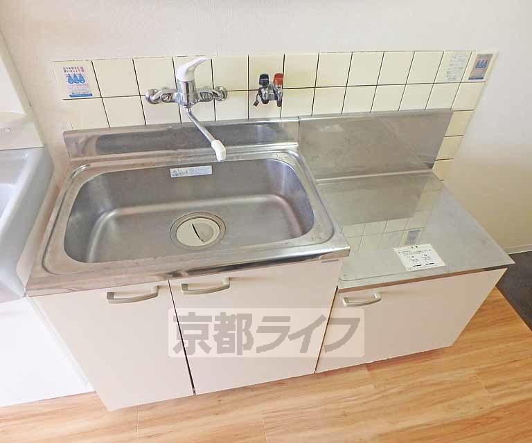 華陽ハイツのキッチン写真