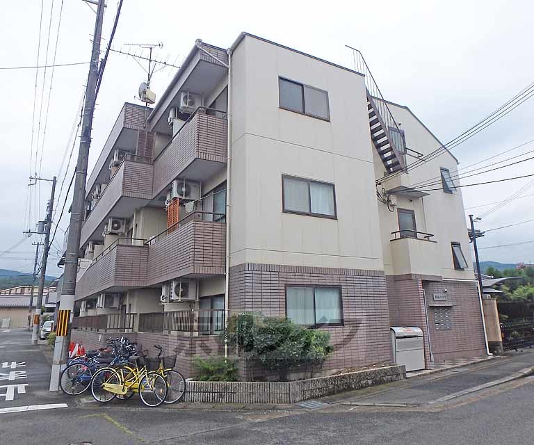 華陽ハイツの外観写真