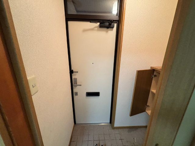 リバーサイド苫生IIの玄関写真