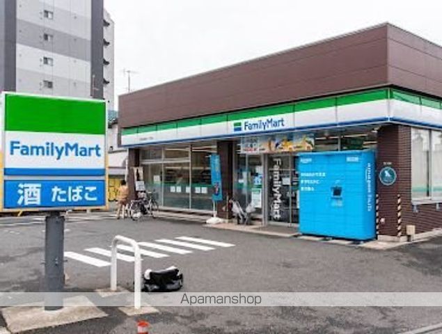 コンビニ　ファミリーマート世田谷若林一丁目店（コンビニ）まで359m