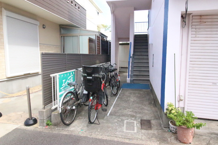 美芳コーポラスの外観写真