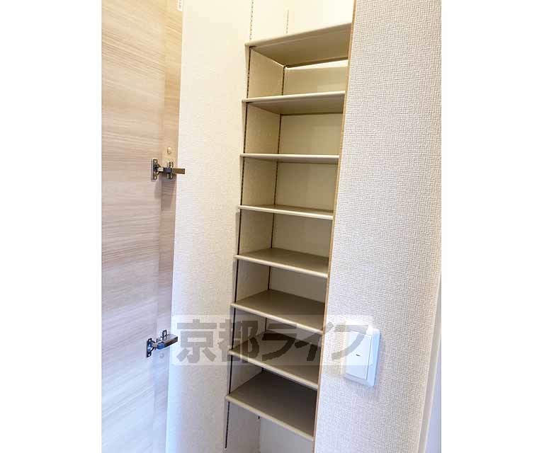収納　シューズボックス完備・