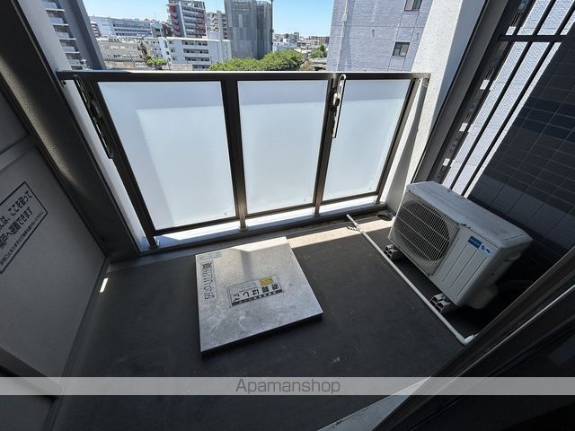 地下鉄御堂筋線 江坂駅 徒歩7分 8階建 築15年の内装写真