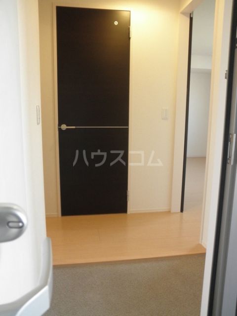 シトロン フレアの玄関写真