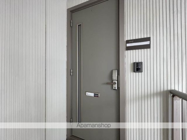ＪＲ奥羽本線 秋田駅 バス乗車時間：10分 最寄りバス停で下車 徒歩4分 2階建 築20年の外観写真