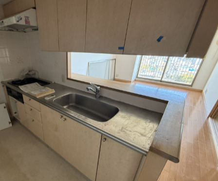 キッチン　同タイプ部屋　参考写真です