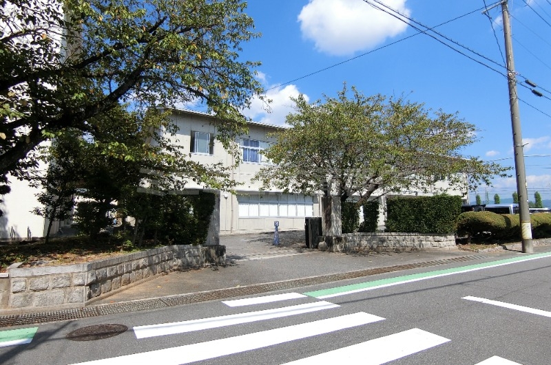 中学校　蒲郡市立形原中学校（中学校）まで1184m
