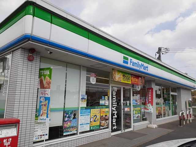 コンビニ　ファミリーマート東海渡内店（コンビニ）まで206m
