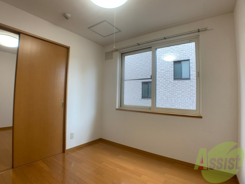 その他部屋・スペース　寝室です。二部屋をどう使うかはあなた次第です！