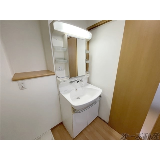 洗面設備　シャンプードレッサー
